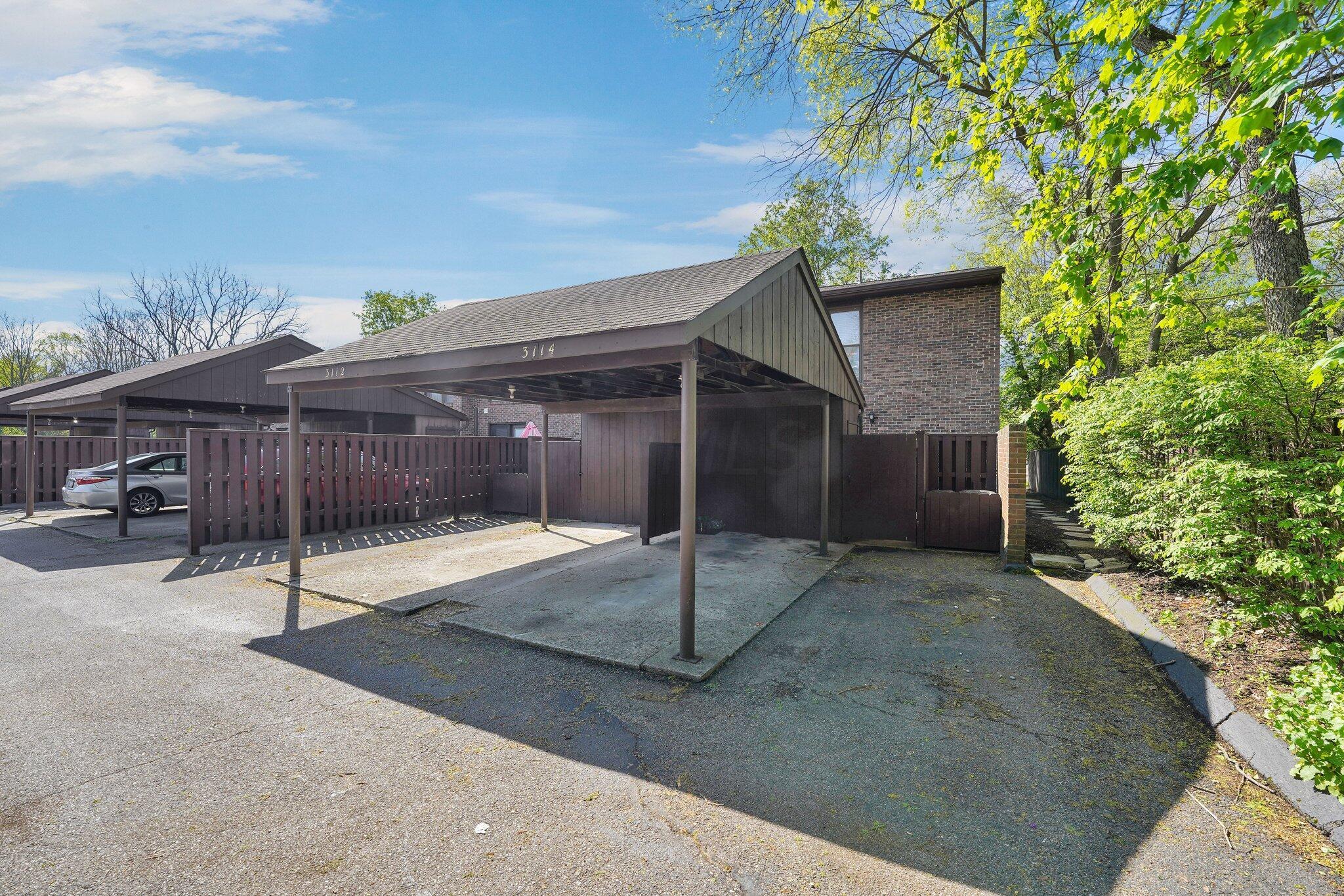 3114 Arlingtowne Lane, Unit 9