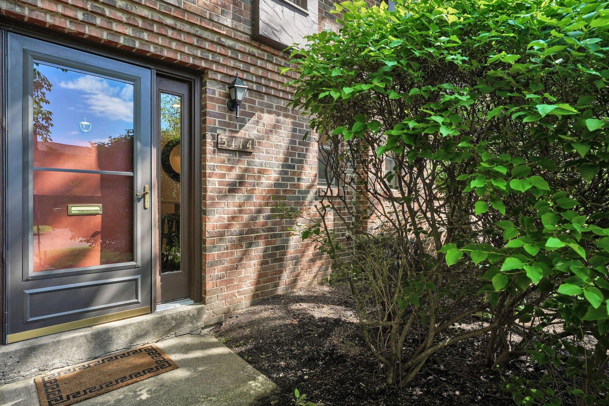 3114 Arlingtowne Lane, Unit 9