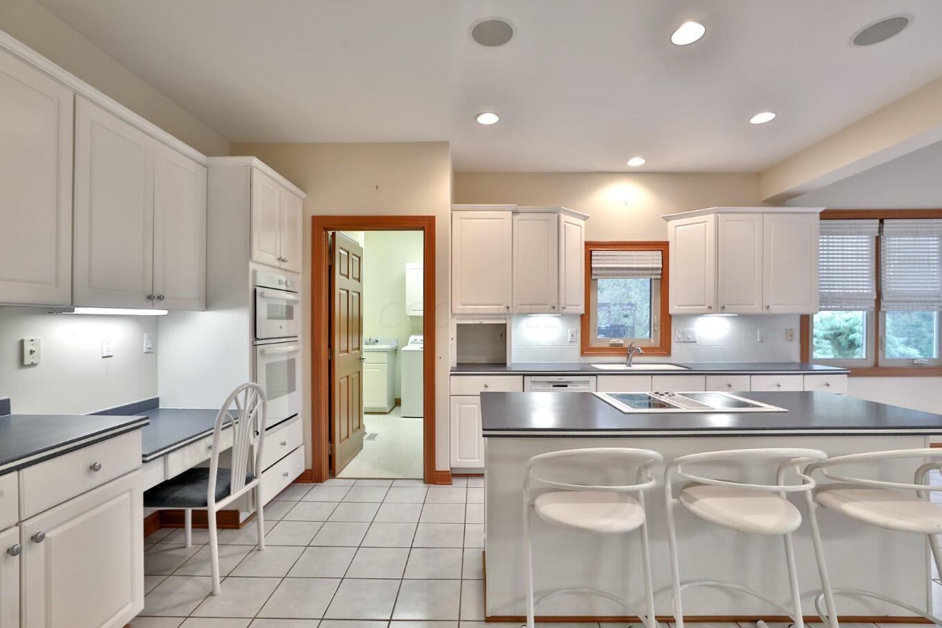 3389 Stonevista Lane