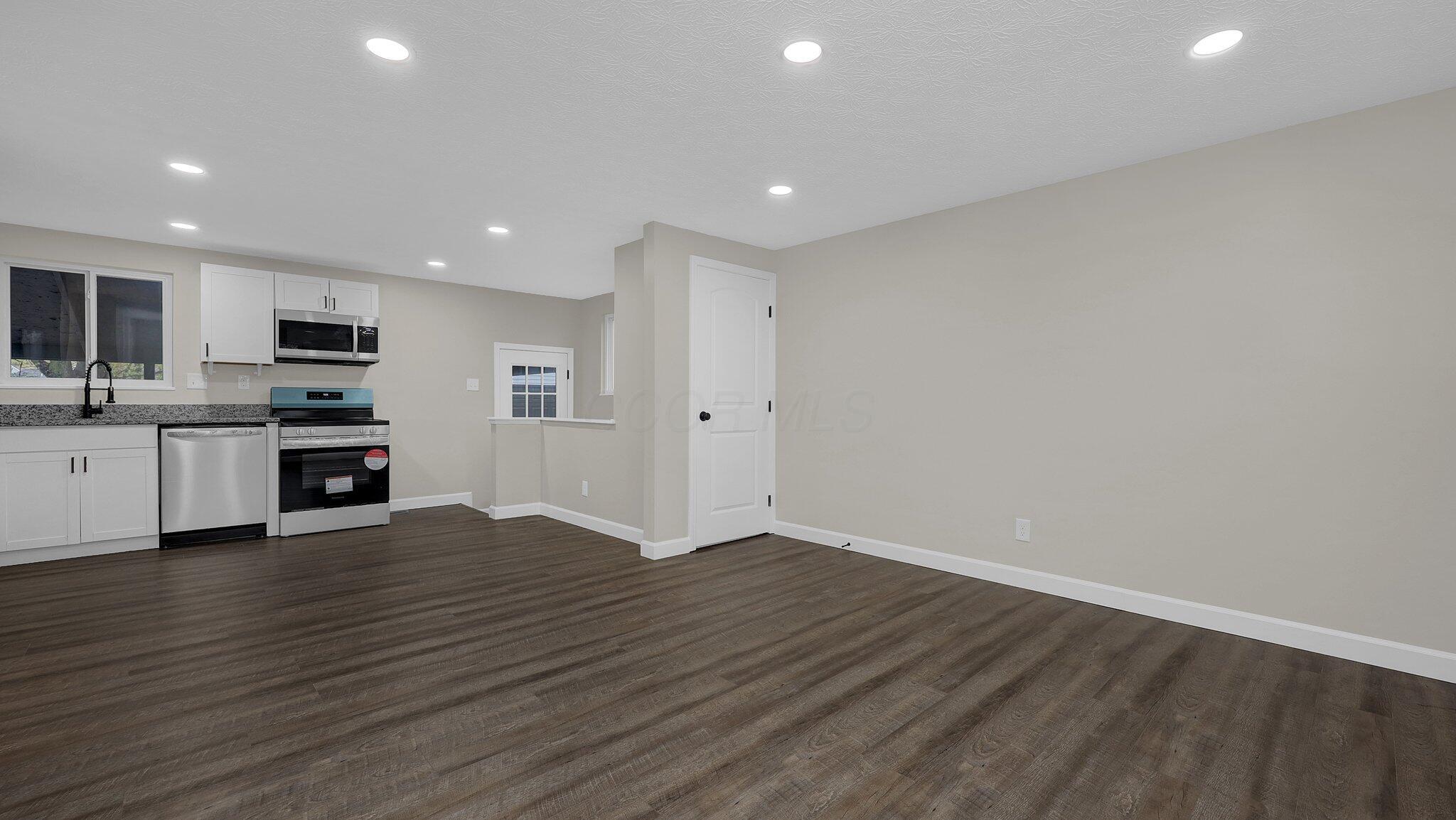 1704 Westwind Lane