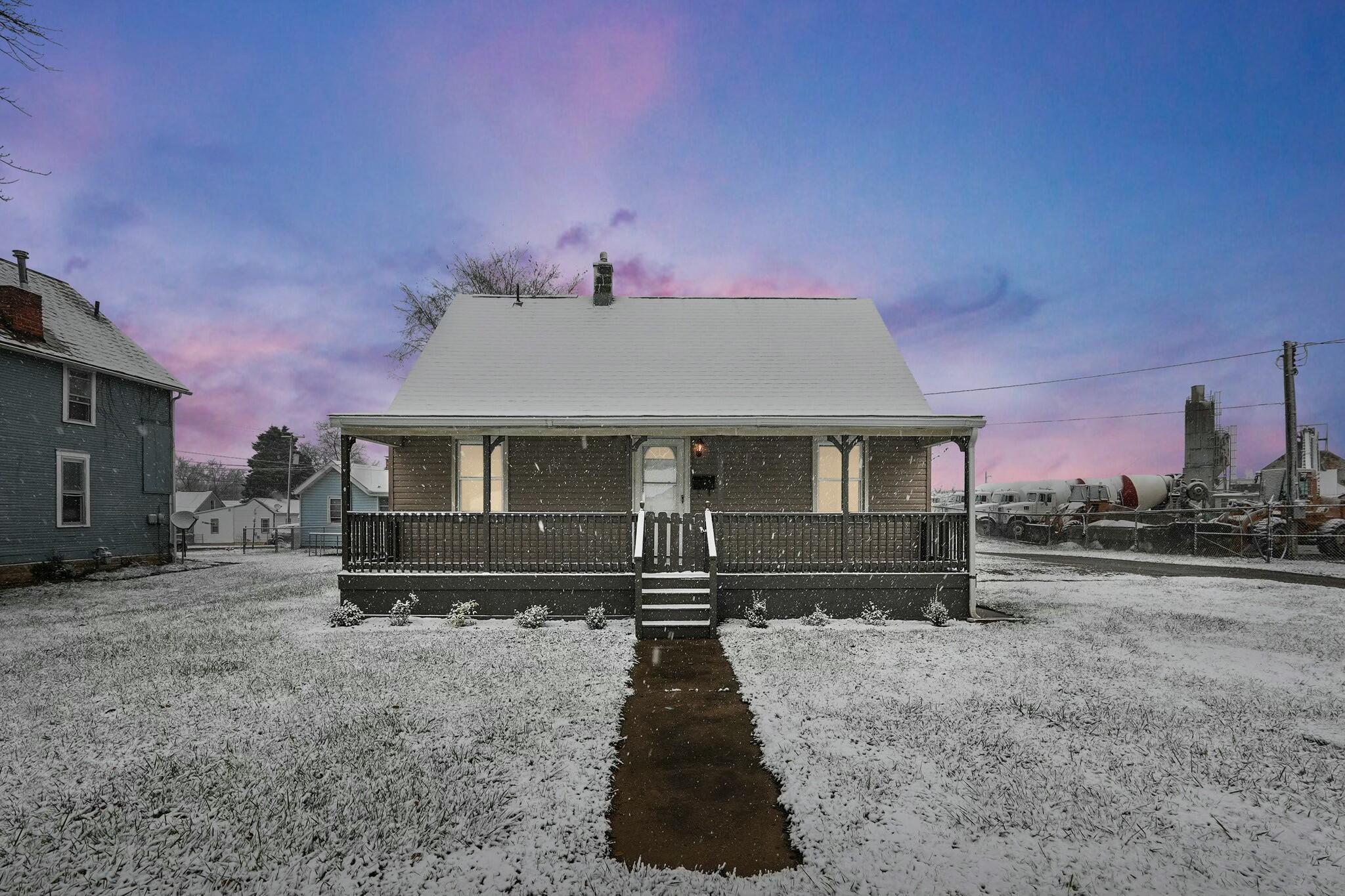 736 Van Buren Avenue