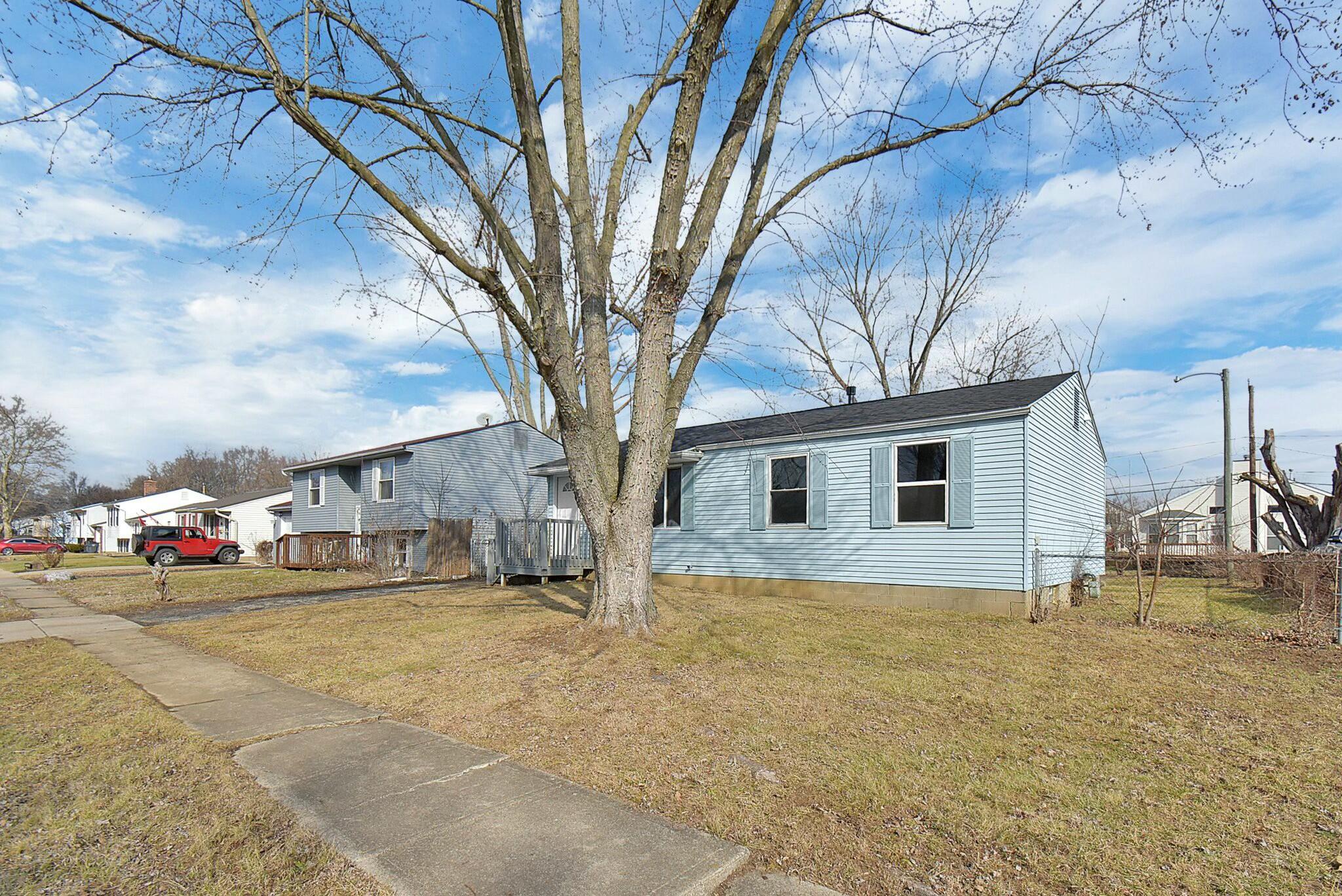 3322 Fontaine Road