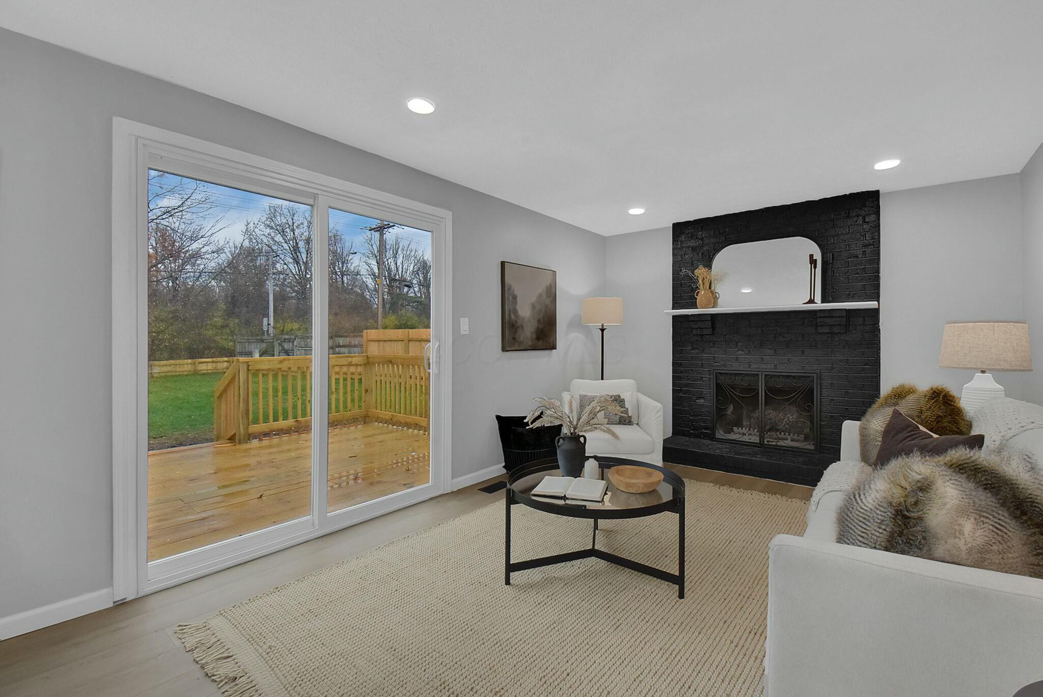 1095 Belle Meade Place