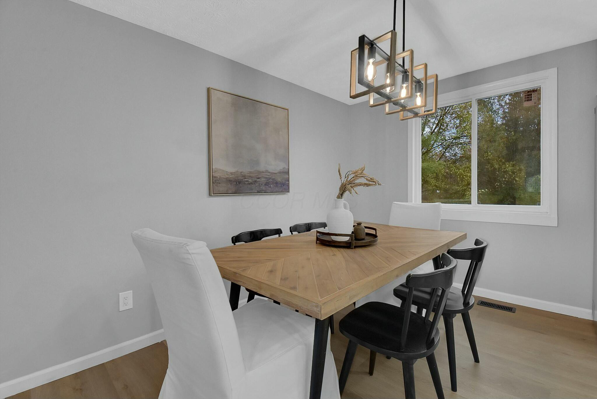 1095 Belle Meade Place