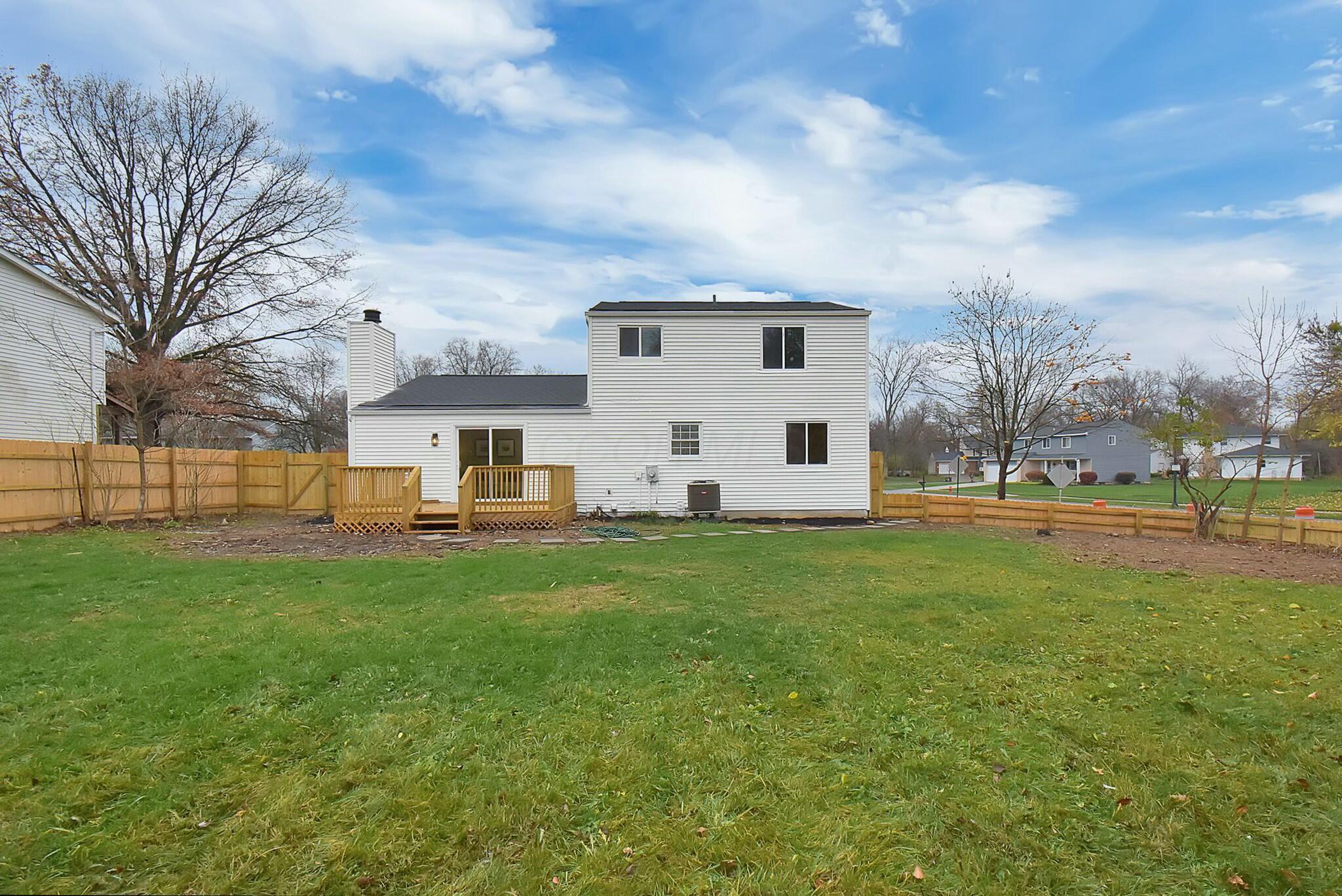 1095 Belle Meade Place