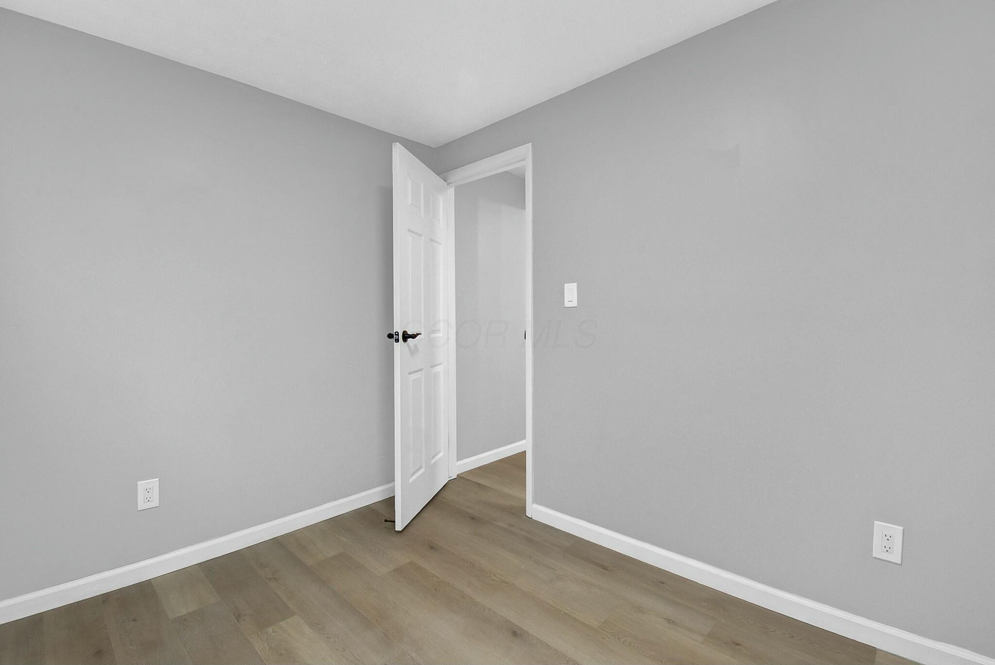 1095 Belle Meade Place