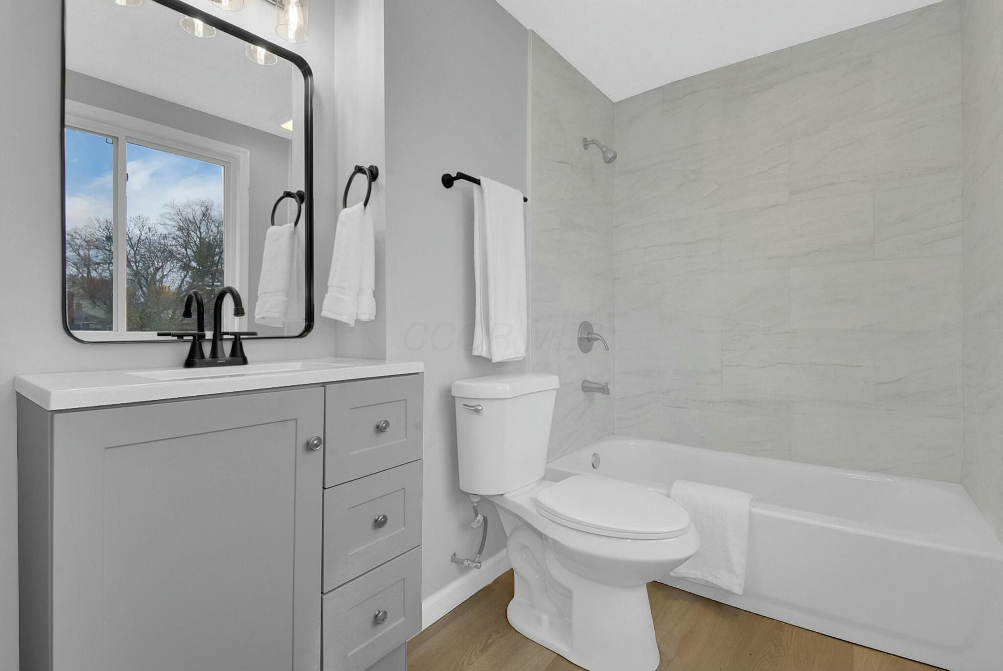 1095 Belle Meade Place