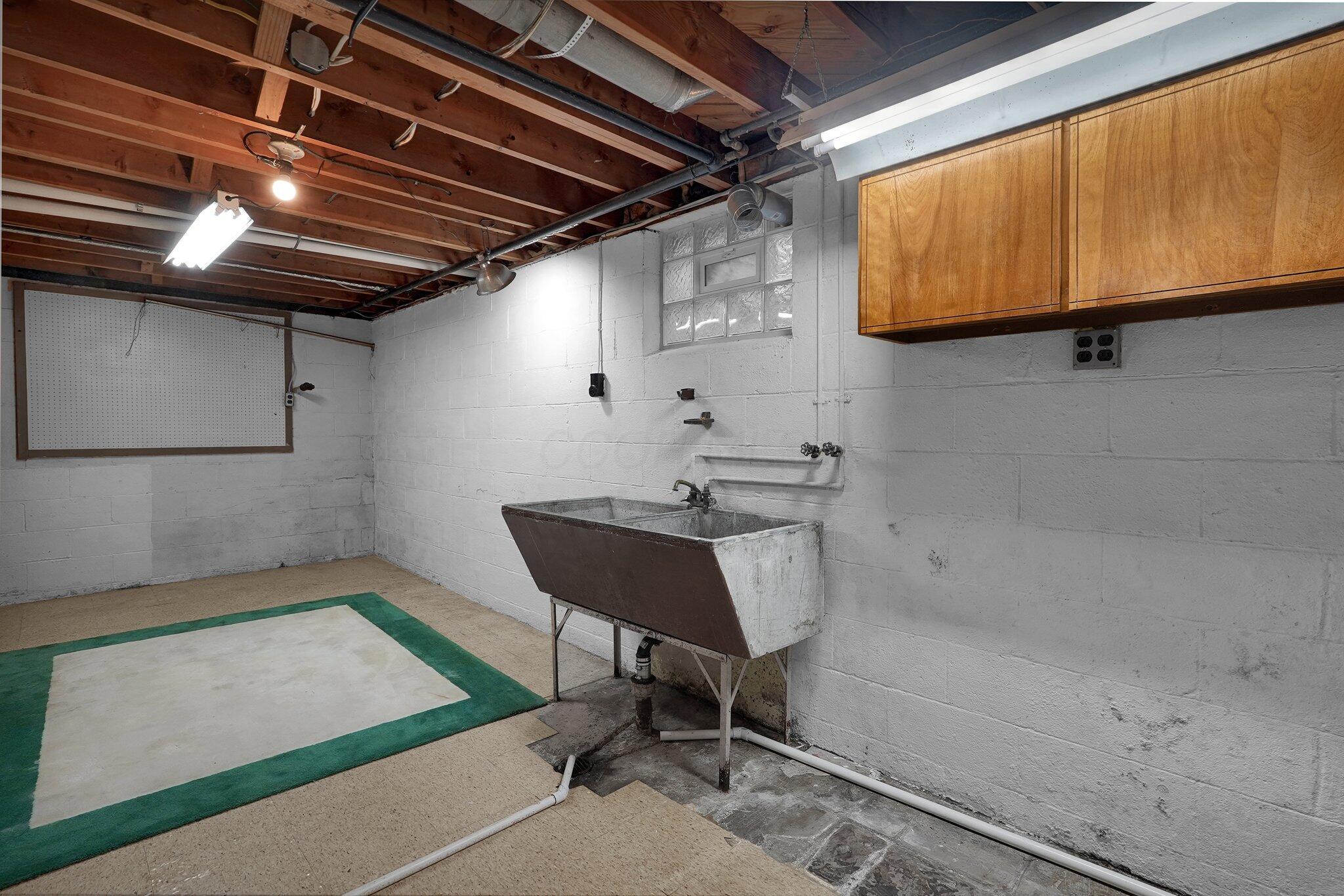 2413 Edgevale Road