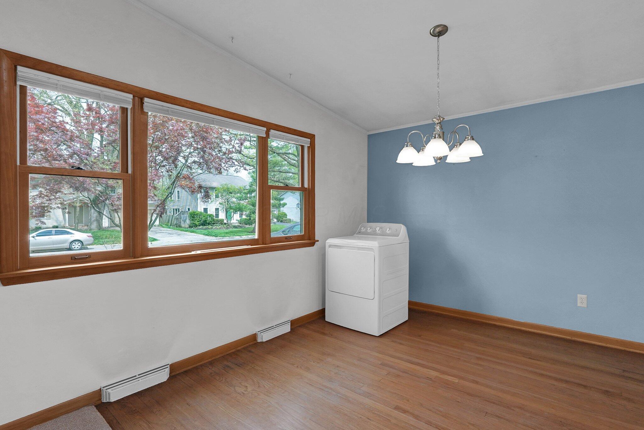 2413 Edgevale Road