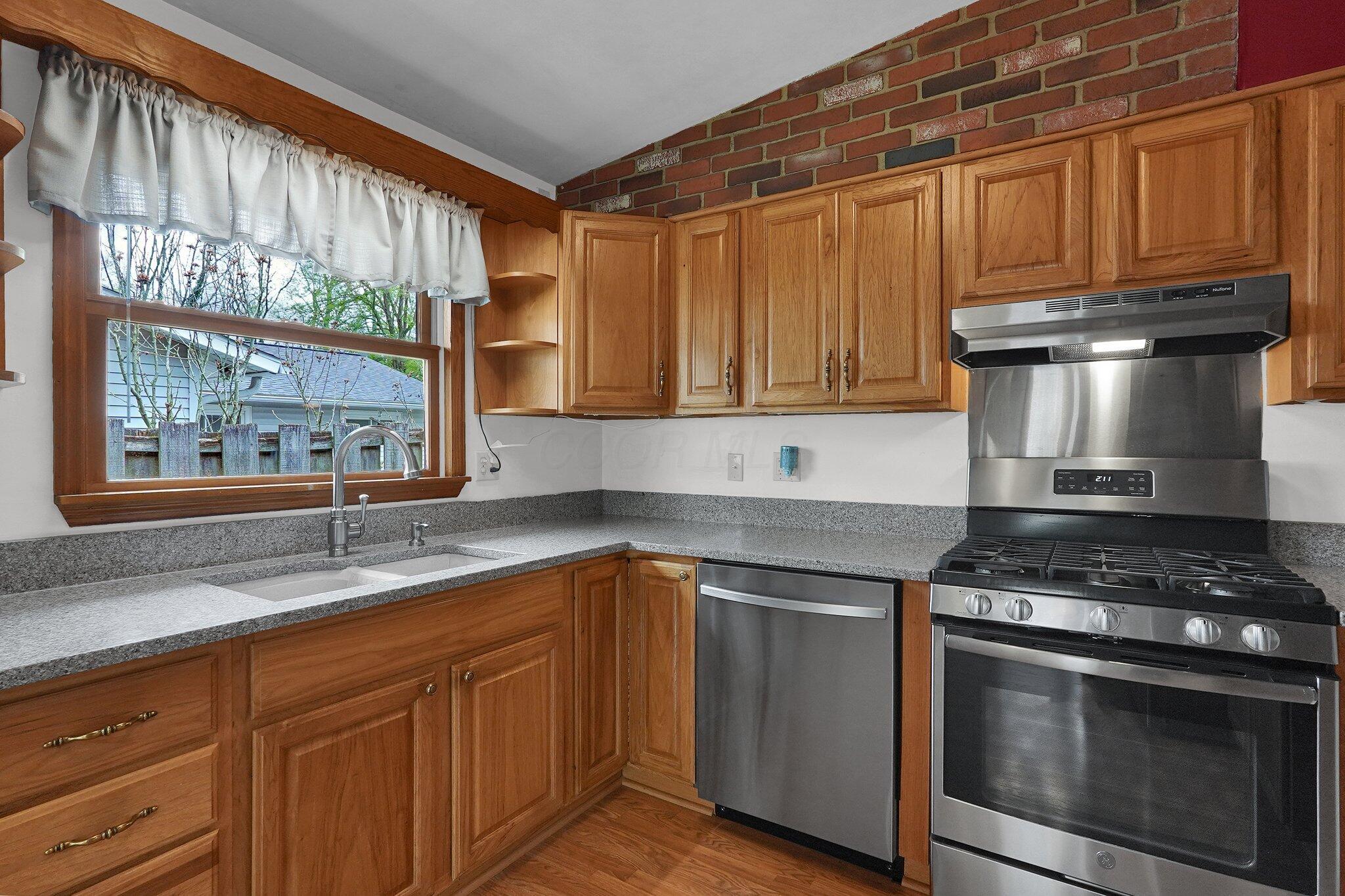 2413 Edgevale Road