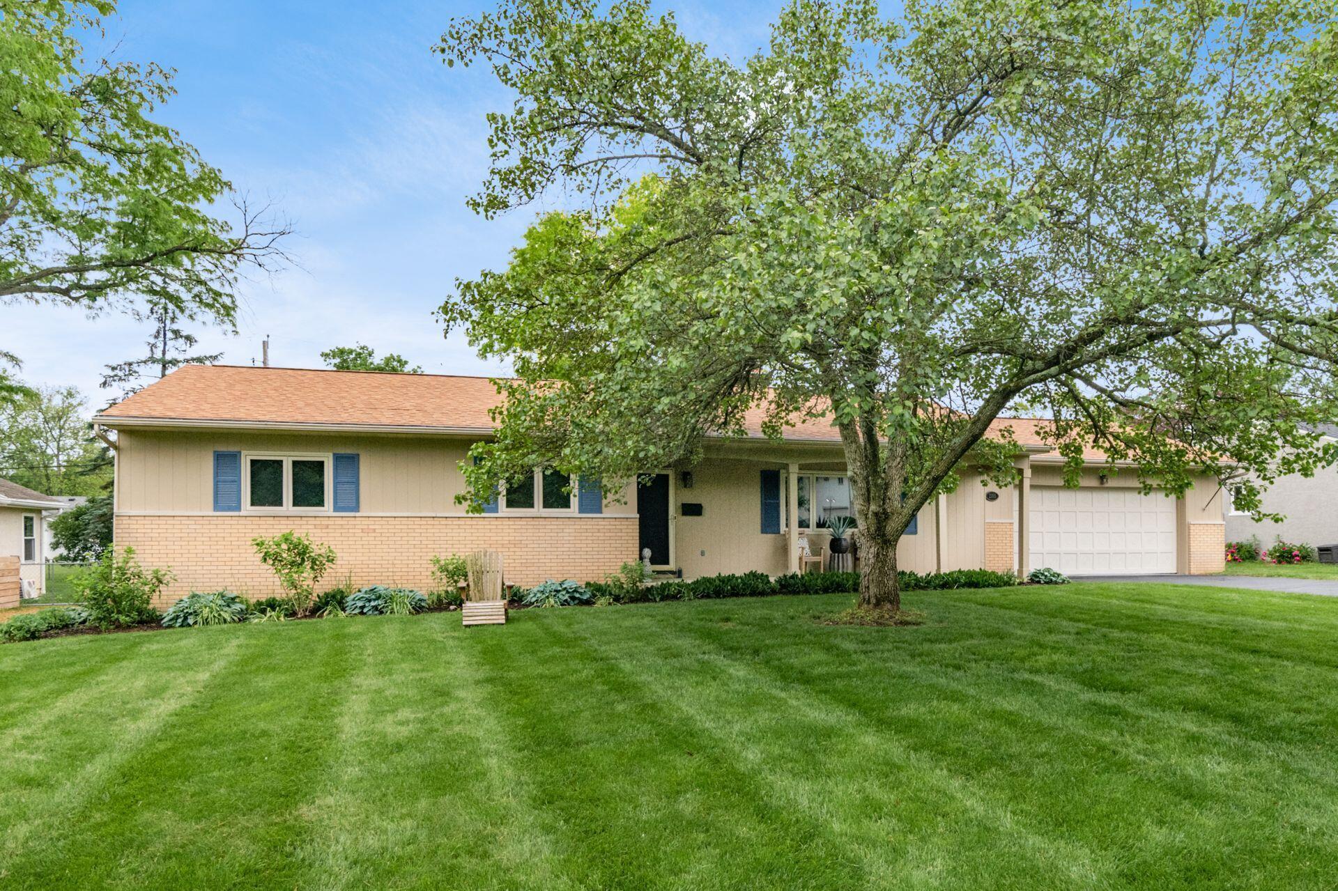 2105 Chardon Road