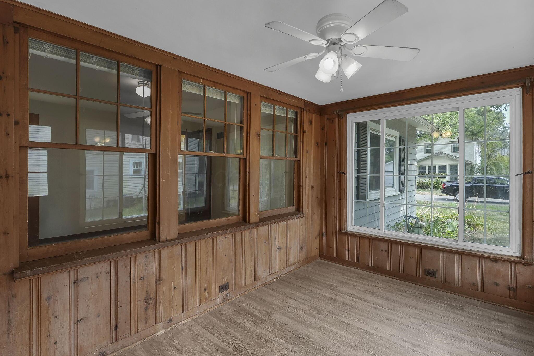 6105 Flora Villa Drive
