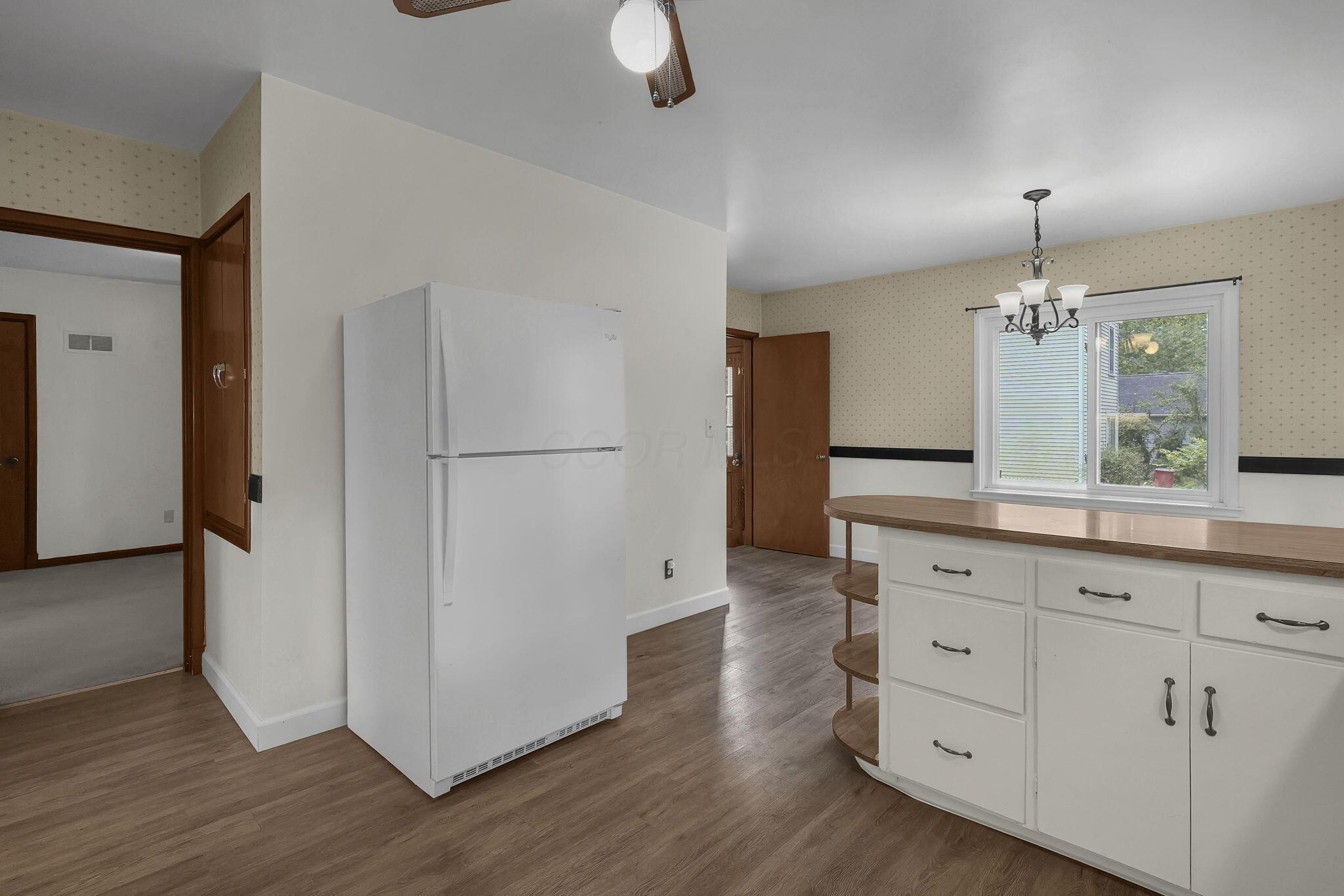 6105 Flora Villa Drive
