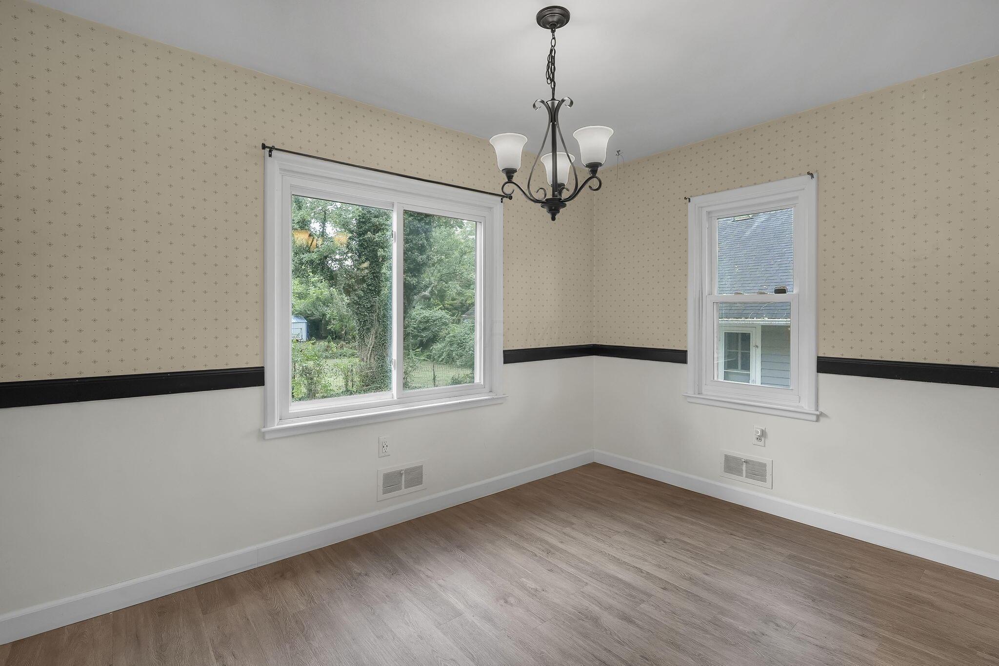 6105 Flora Villa Drive