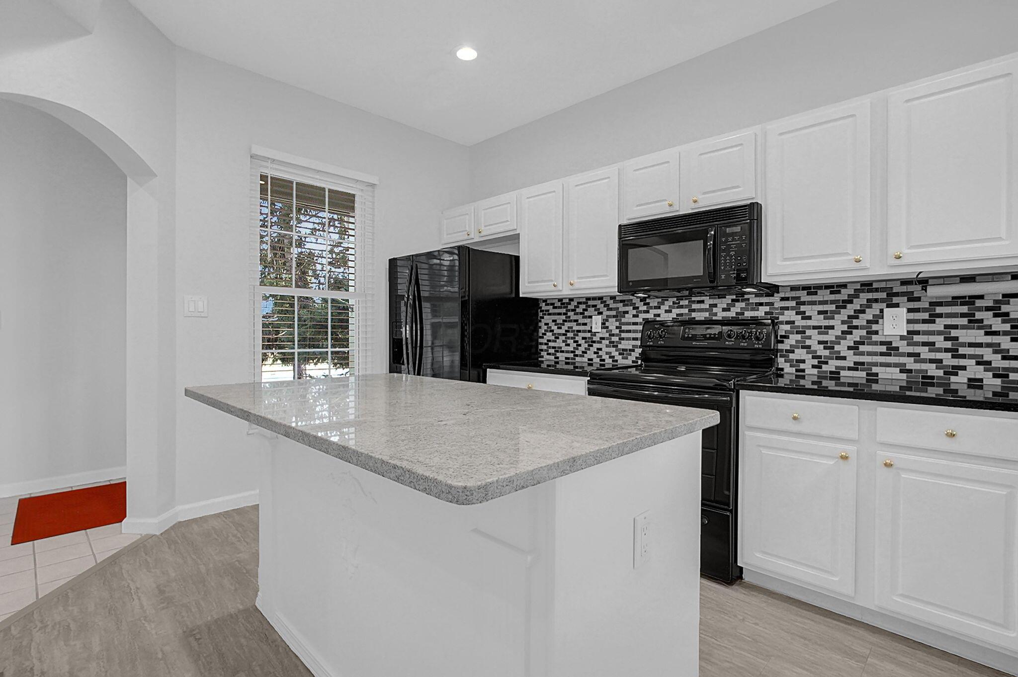 2571 Rustling Oak Boulevard