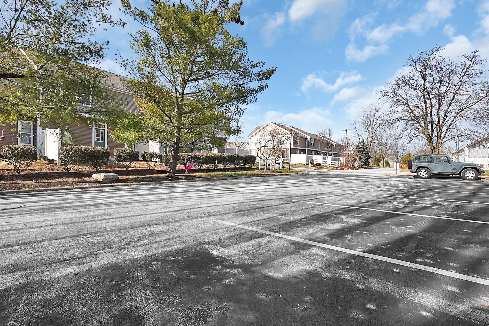 2571 Rustling Oak Boulevard
