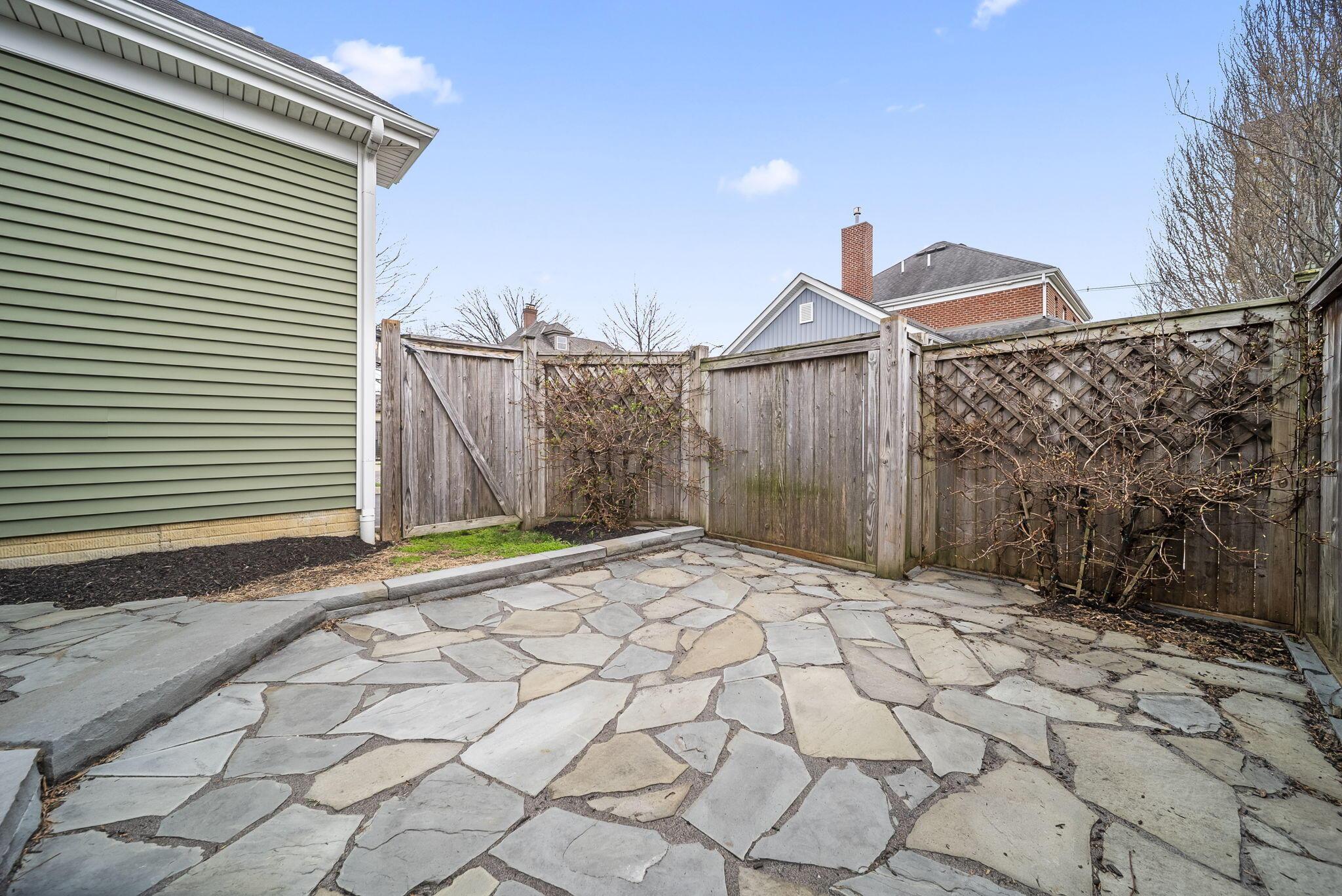 1161 S Washington Avenue