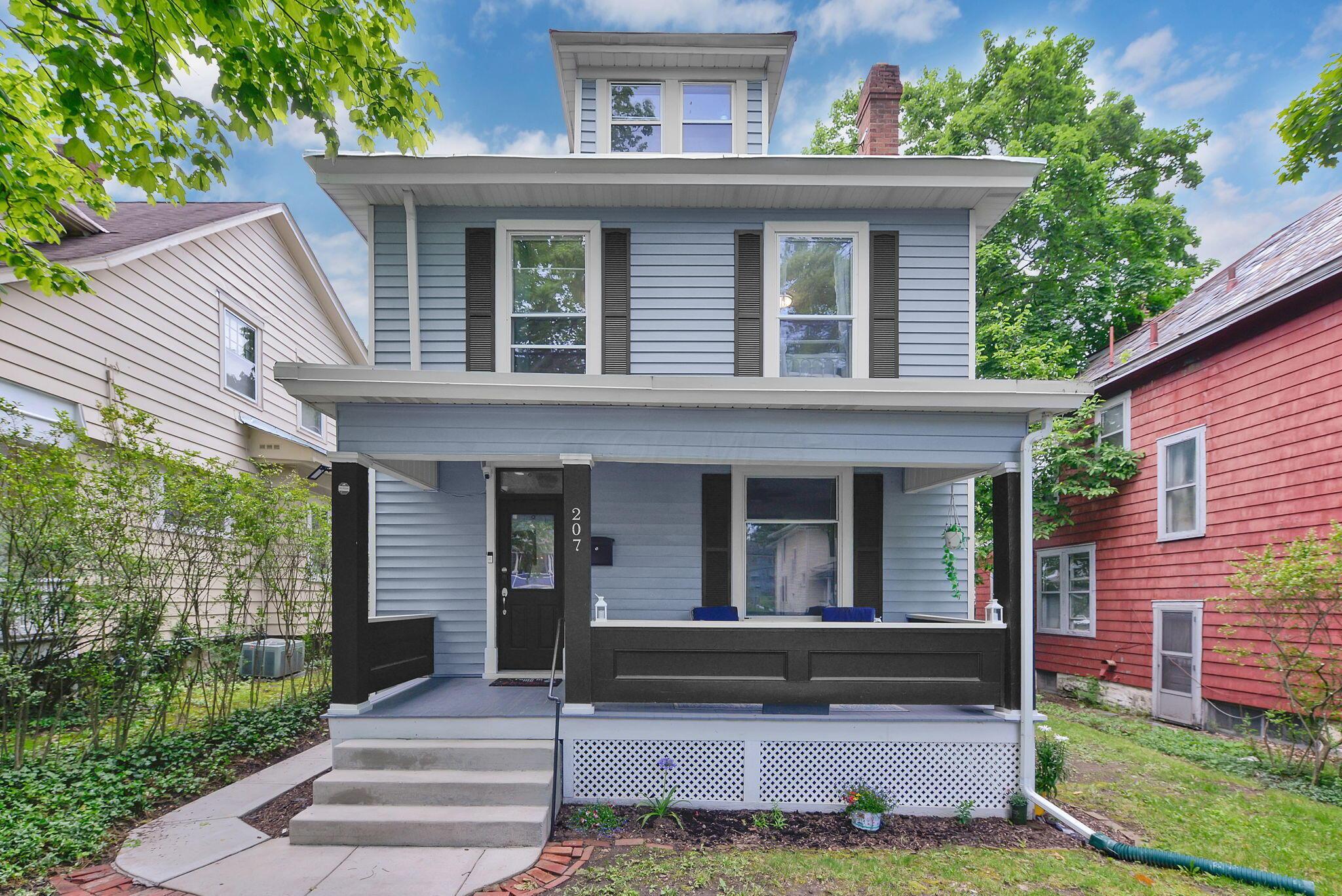 207 E Oakland Avenue