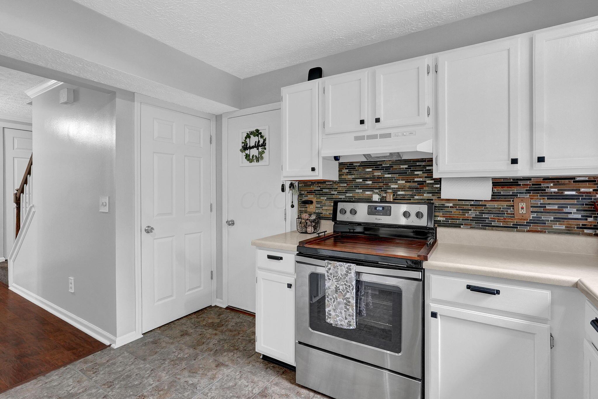 3437 Ridley Drive