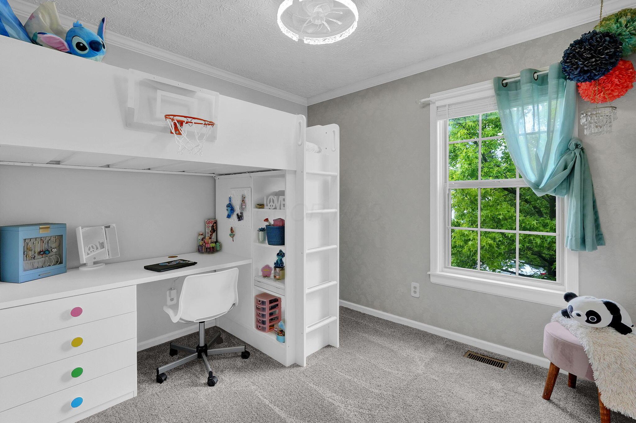 3437 Ridley Drive