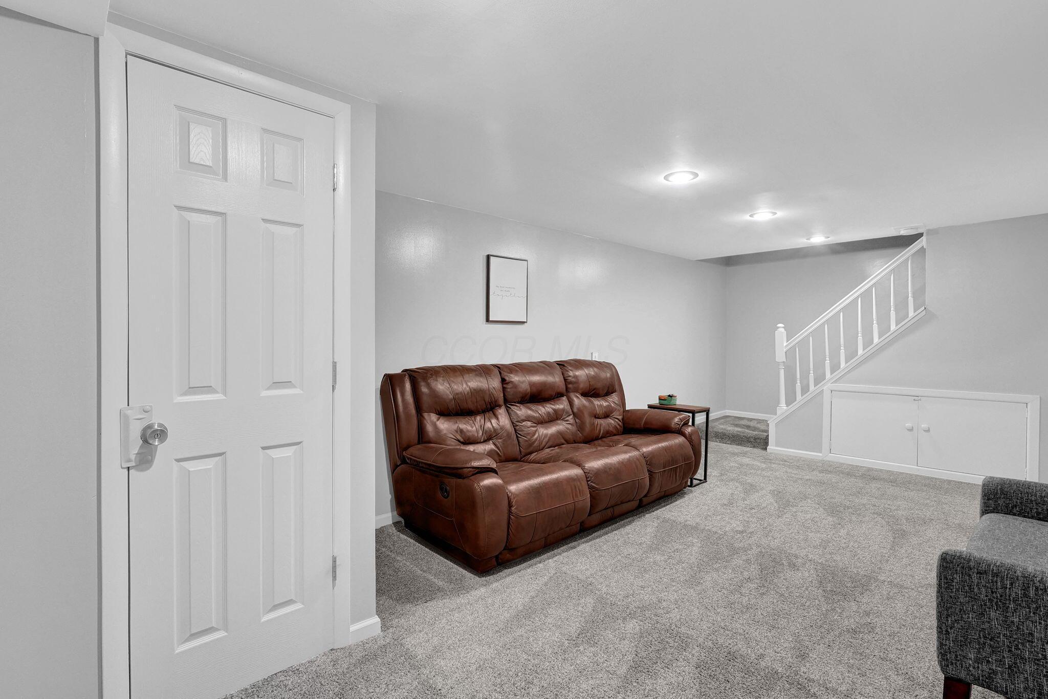 3437 Ridley Drive