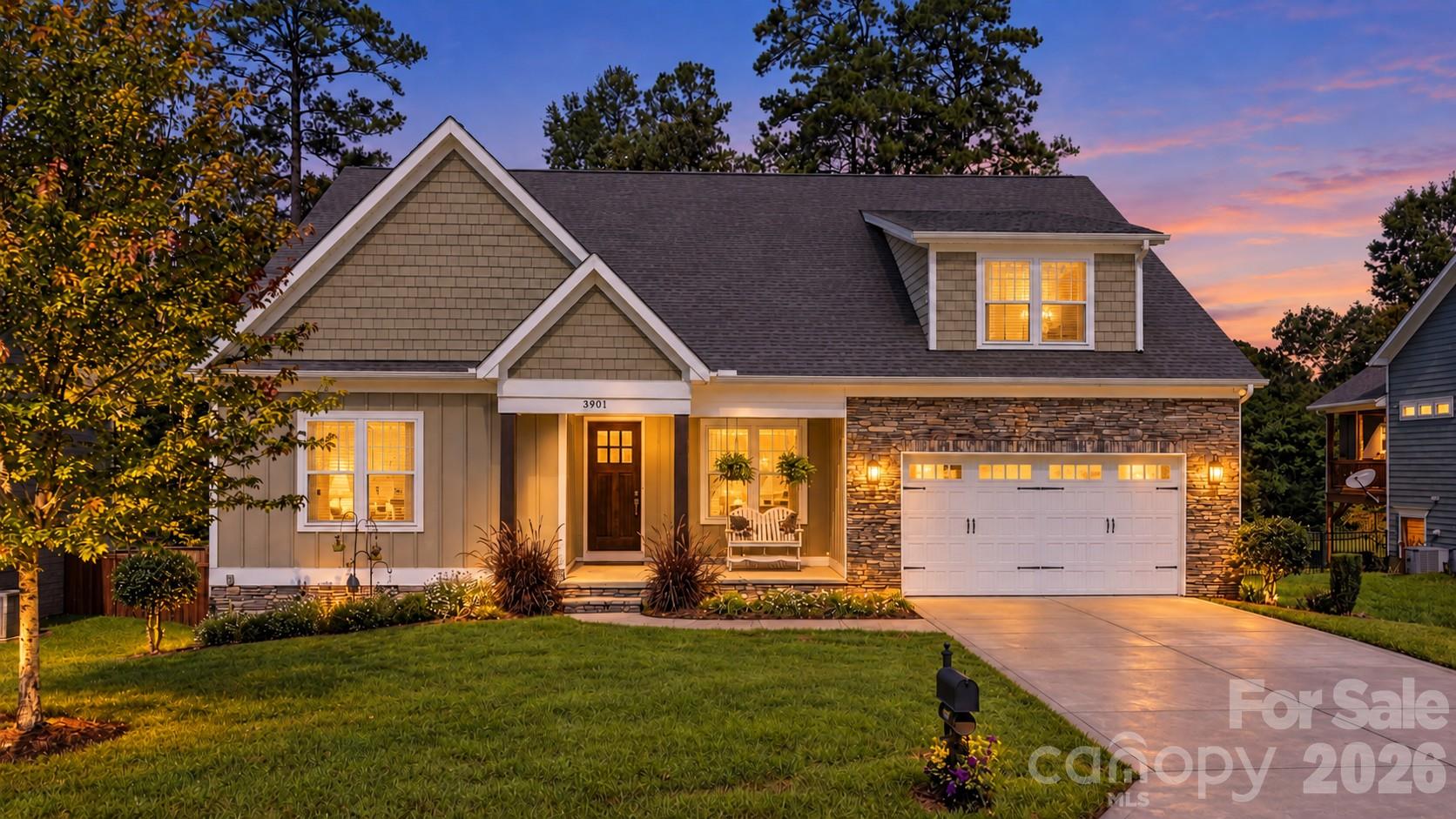 3901 12th Street NE Hickory Nc Us 28601 Car4430496