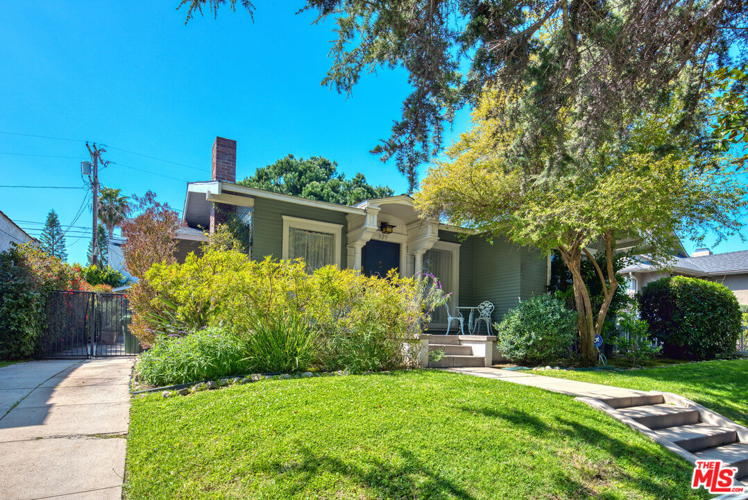 329 N Bronson Ave