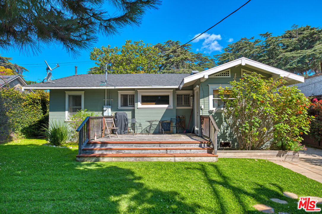 329 N Bronson Ave