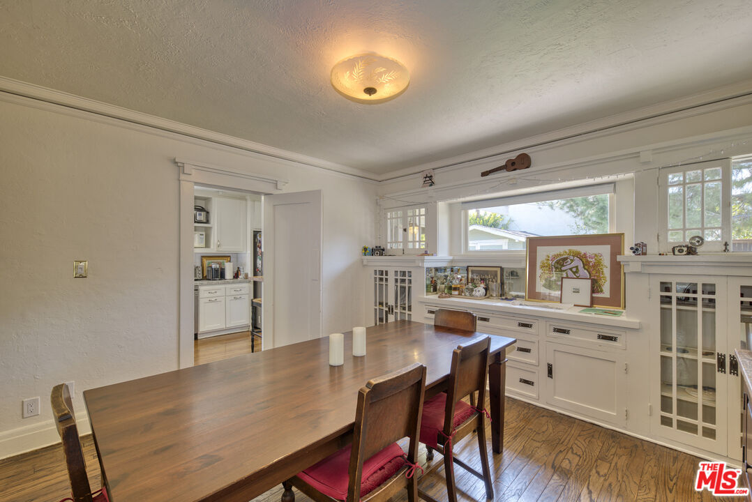 329 N Bronson Ave