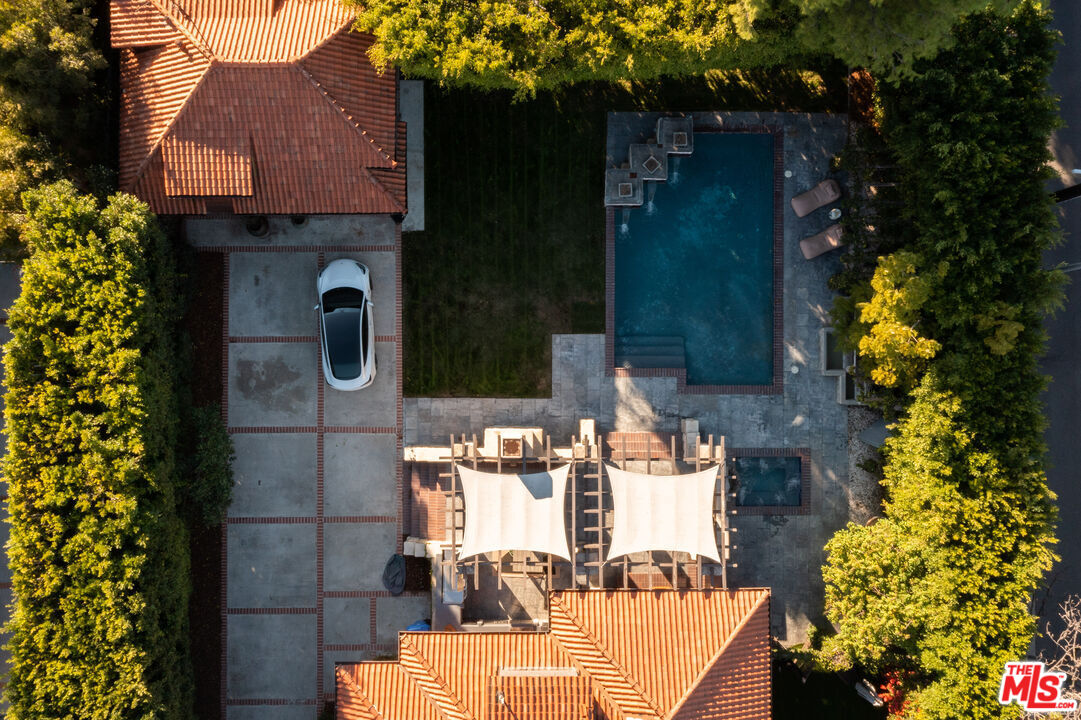 301 Lorraine Blvd