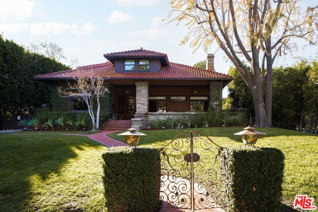 301 Lorraine Blvd