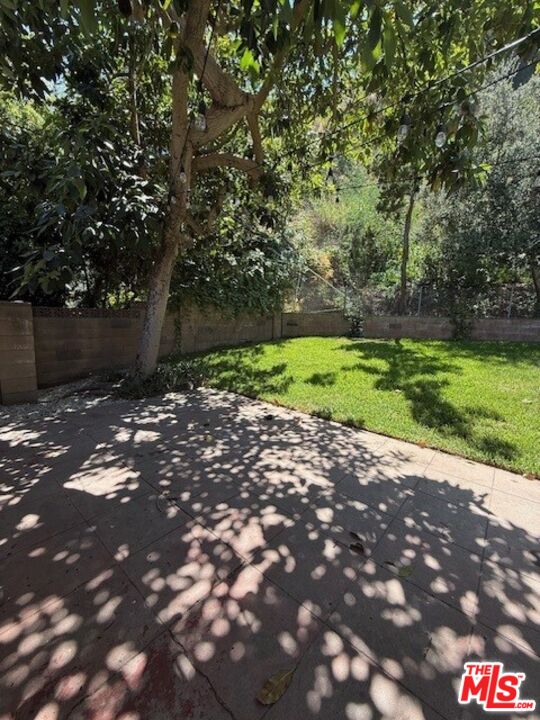 2515 Canyon Dr