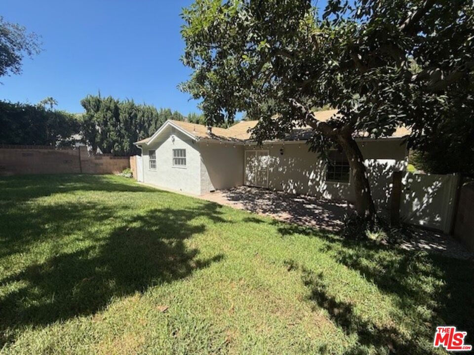 2515 Canyon Dr