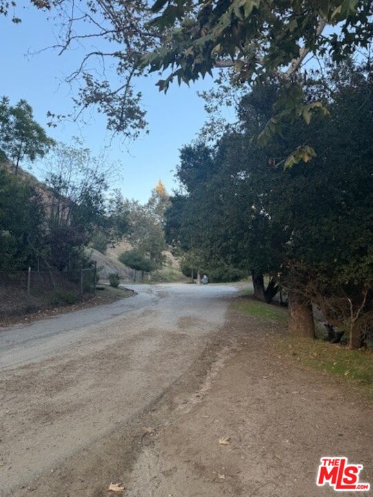 2515 Canyon Dr