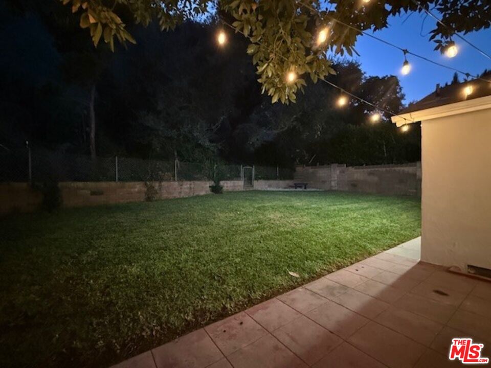 2515 Canyon Dr