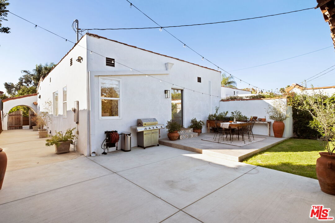 1768 S Ogden Dr