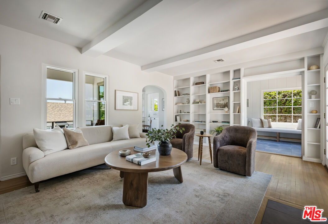 1647 Rotary Dr