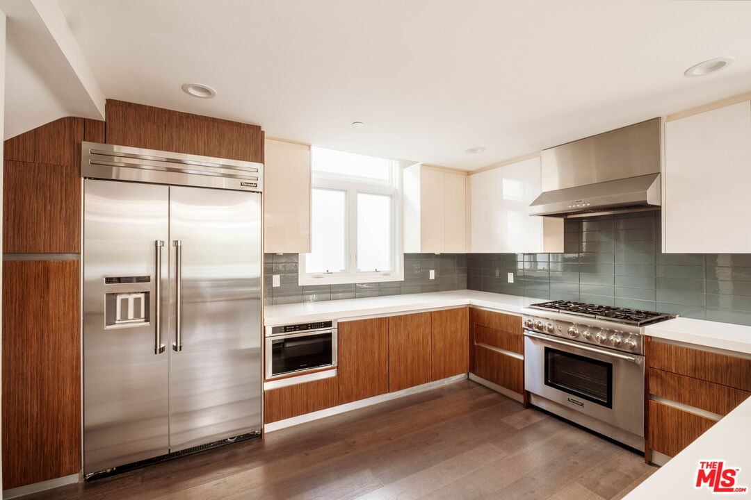 612 Lincoln Blvd Unit: 3