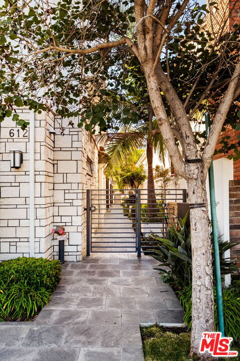 612 Lincoln Blvd Unit: 3