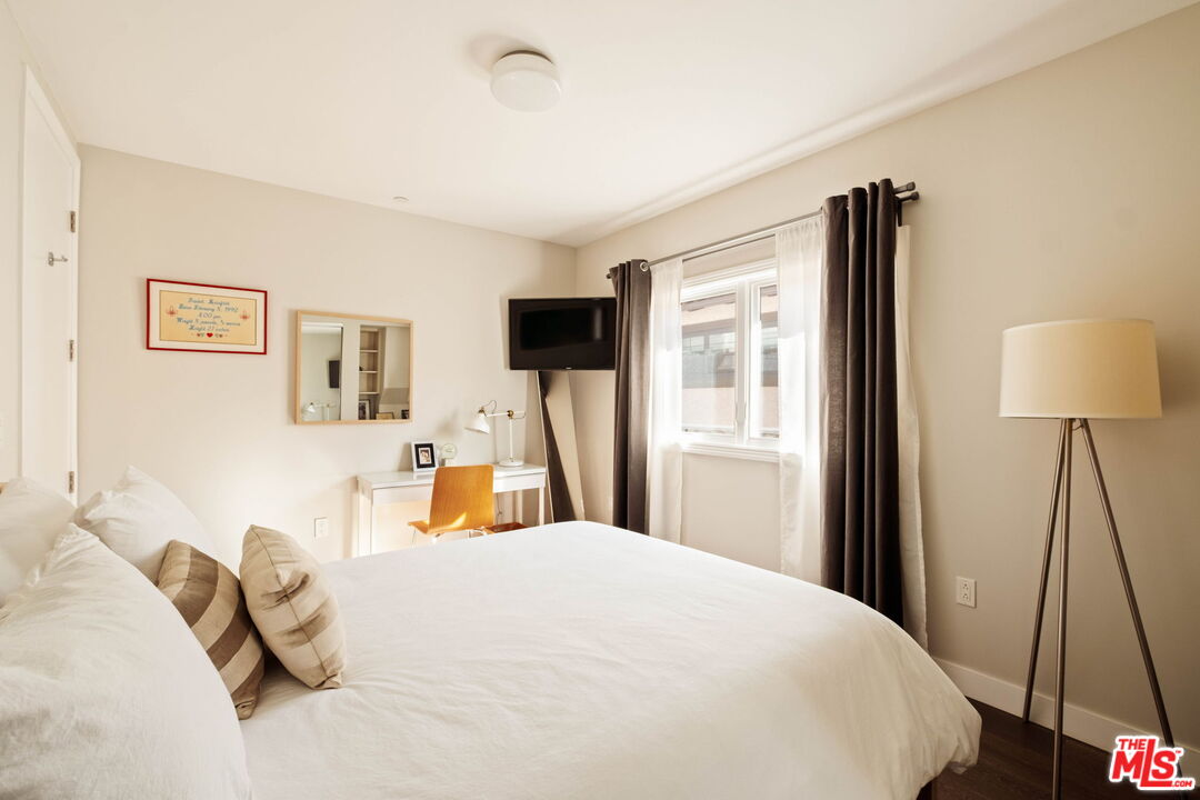 612 Lincoln Blvd Unit: 3