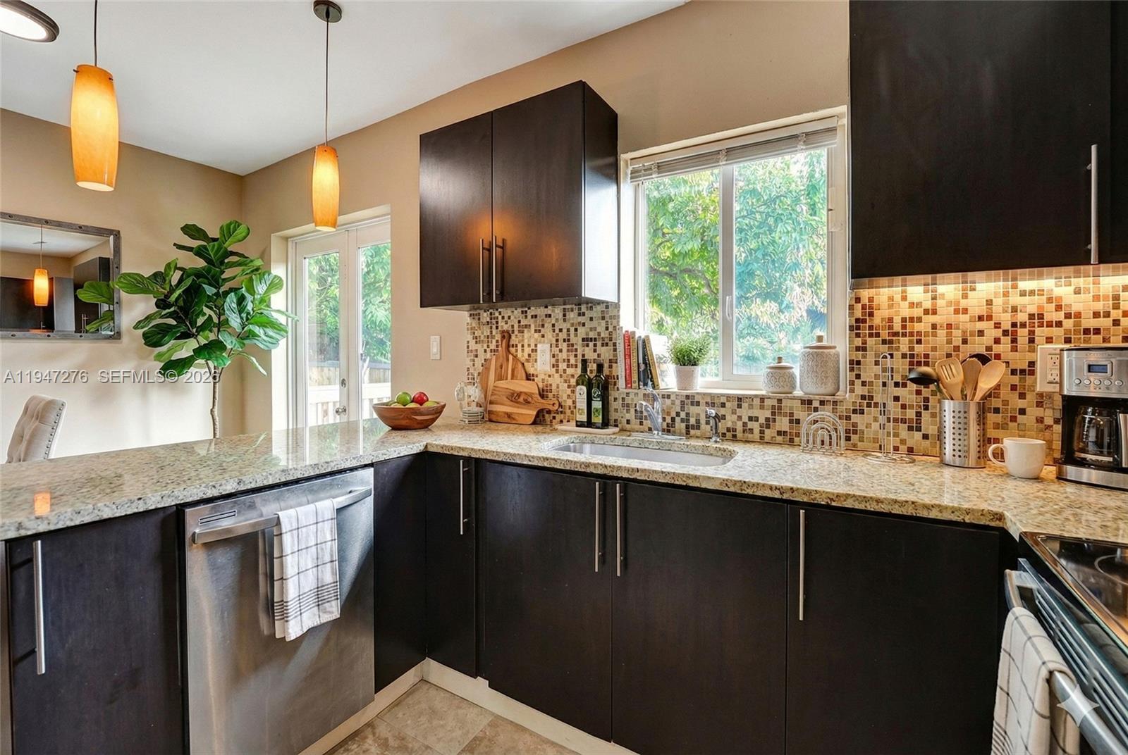 170 NW 46th St