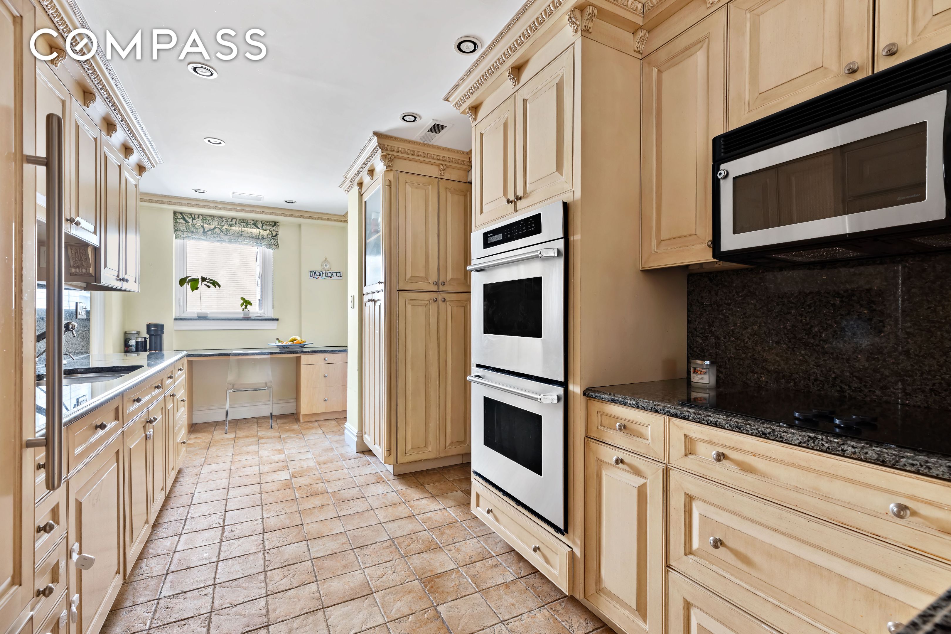 175 E 62nd Street 9D