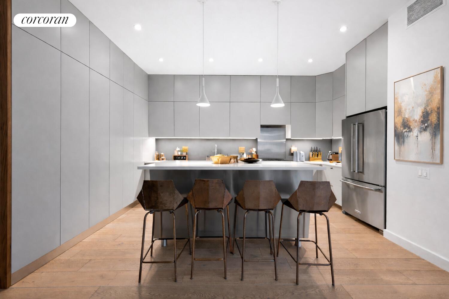129 5TH Avenue 601