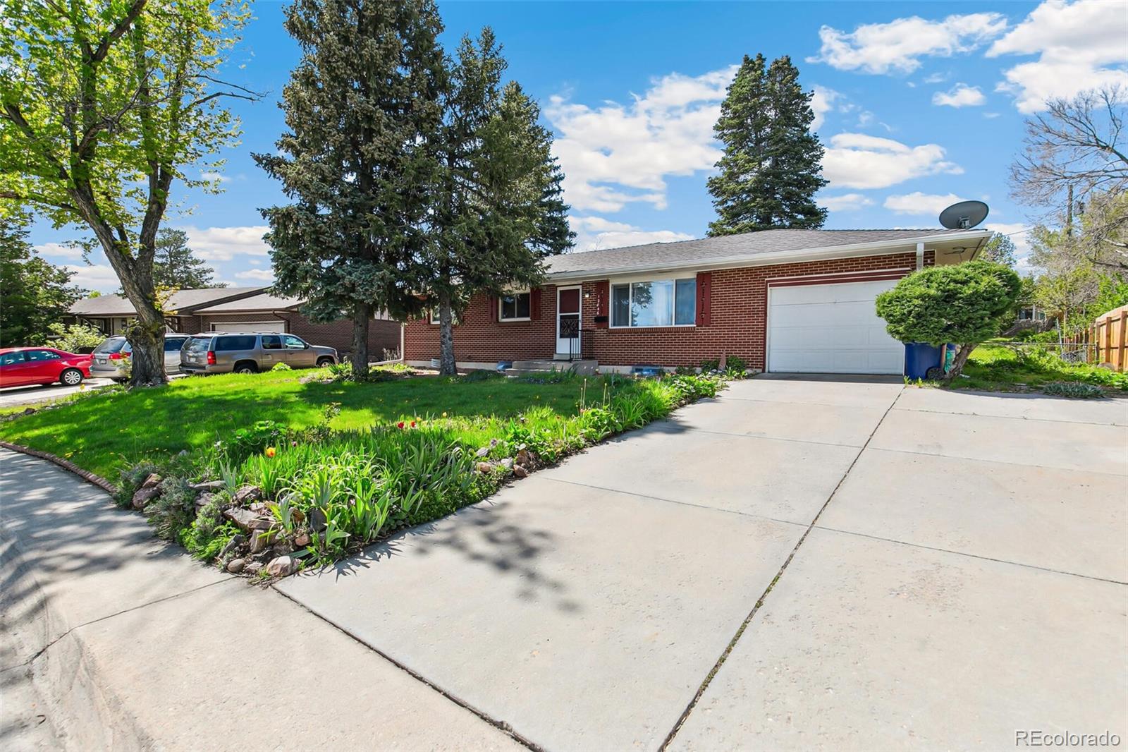 12046 W Green Mountain Drive