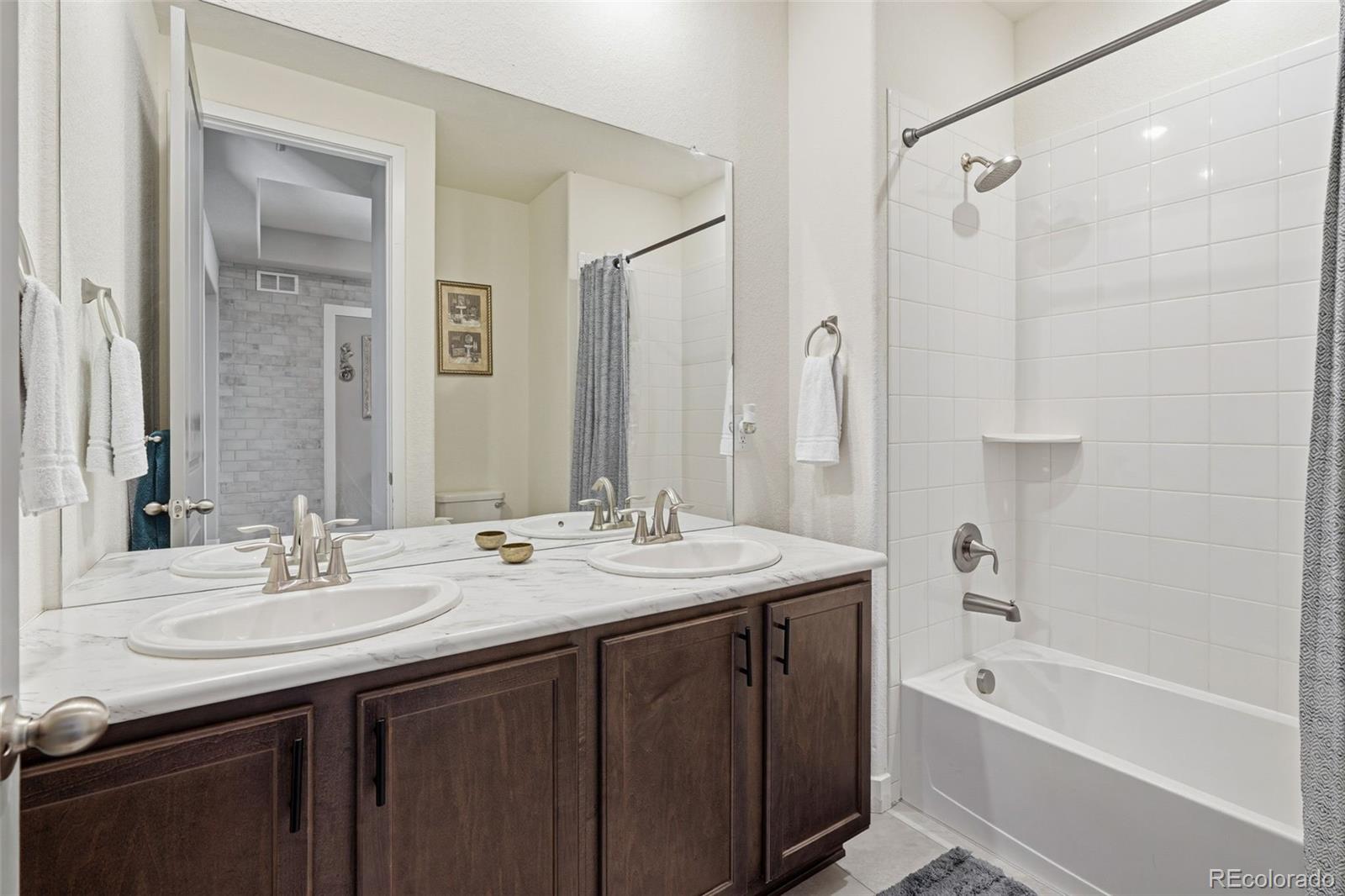 27806 E Alder Drive