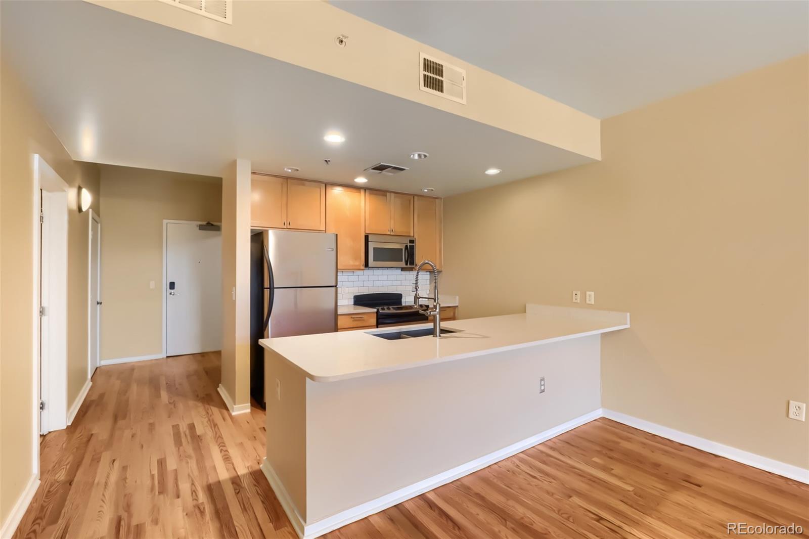 275 S Harrison Street Unit: 107
