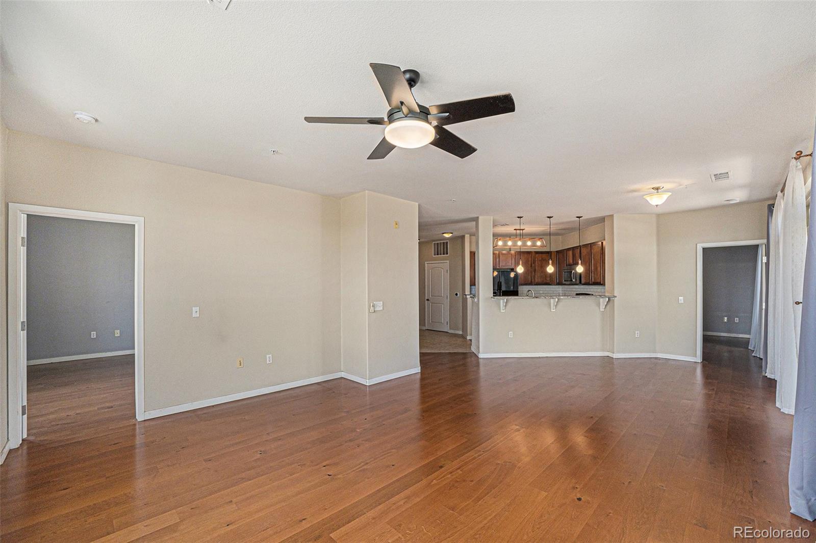 13456 Via Varra Unit: 140