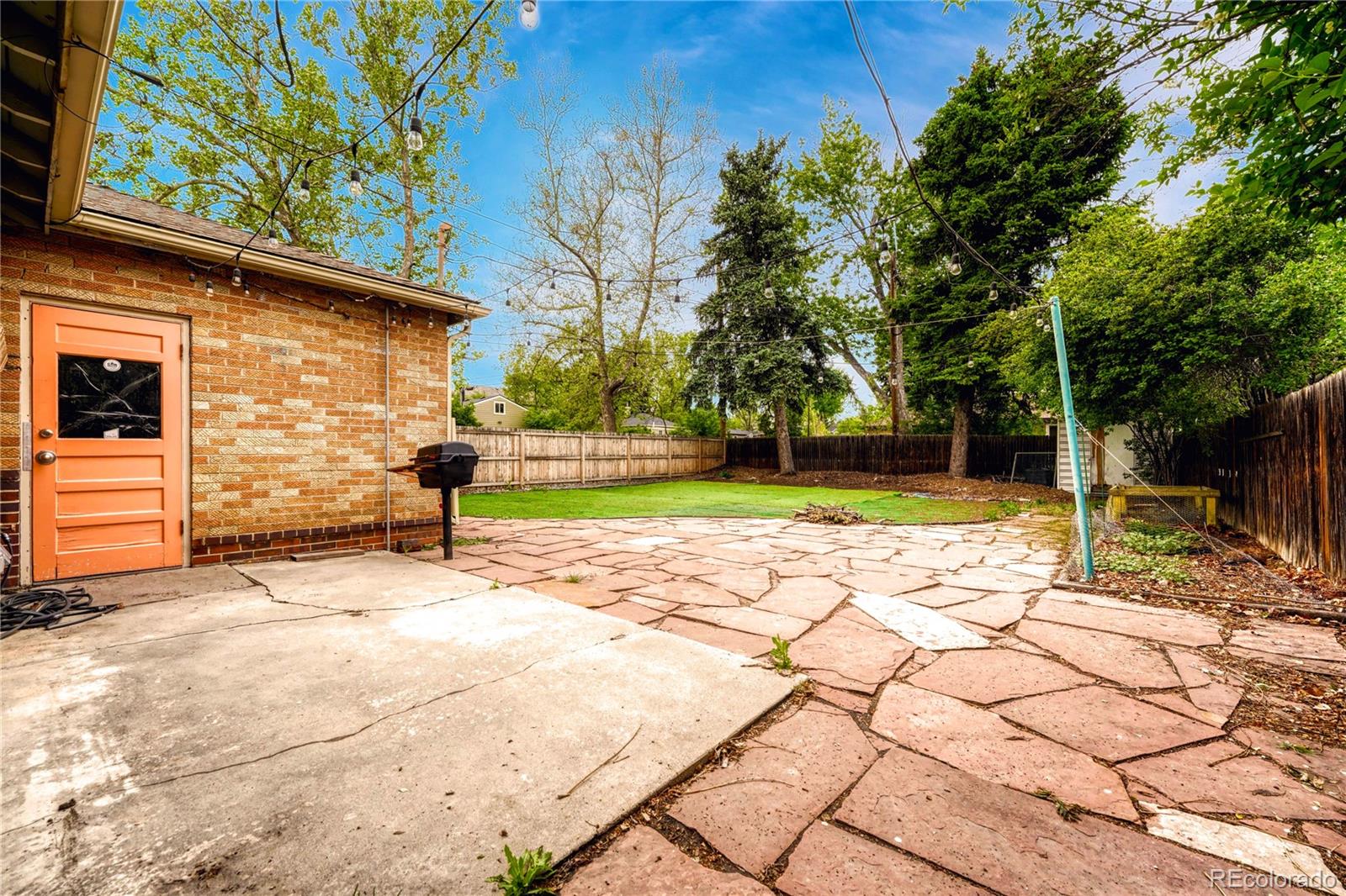 1103 Kearney Street