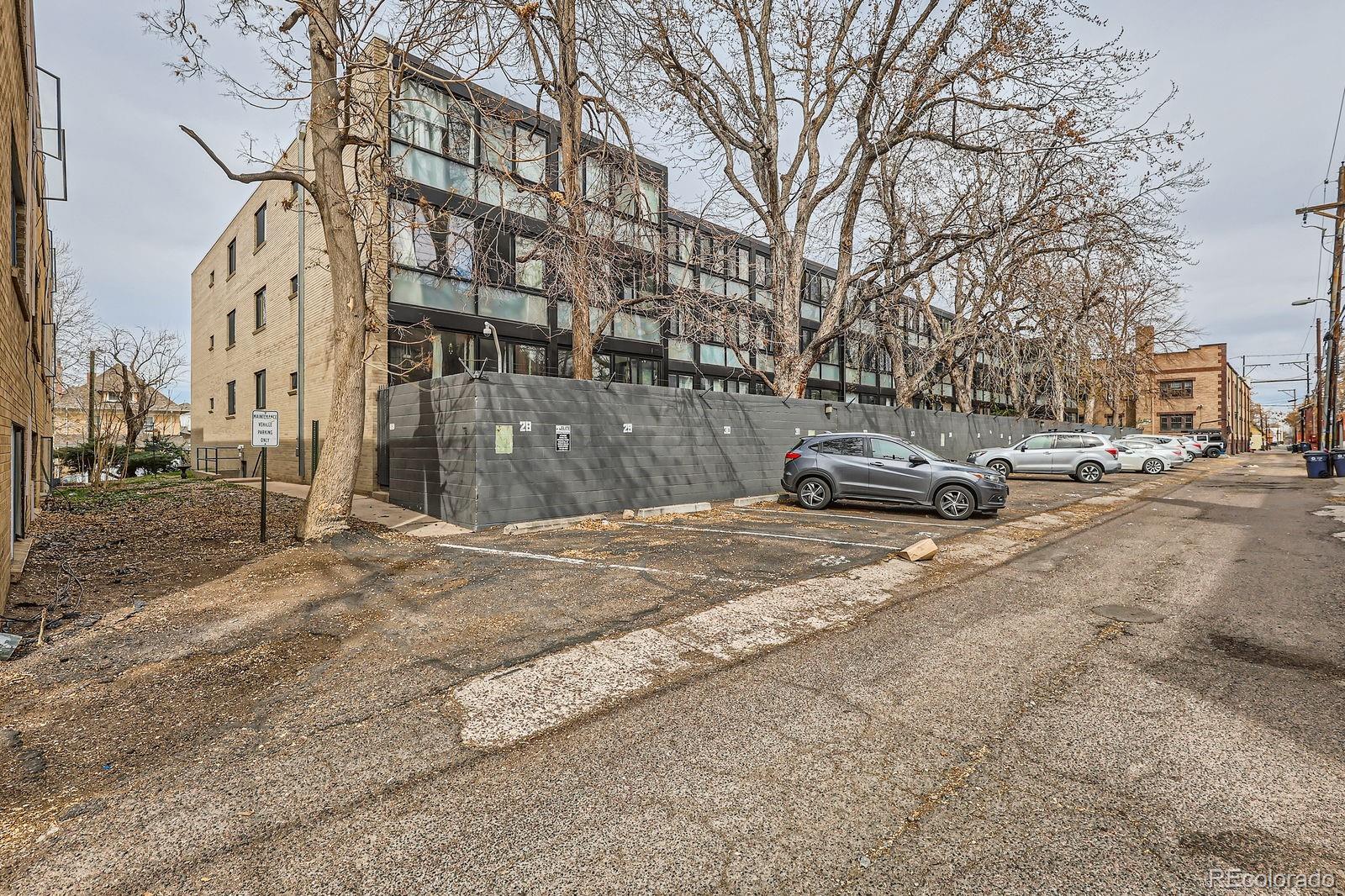 1050 N Corona Street Unit: 304