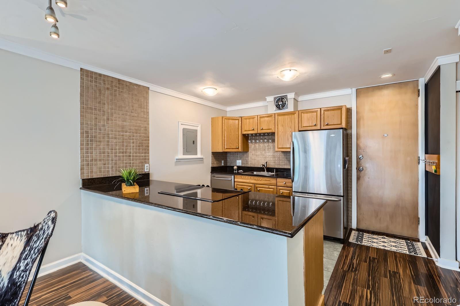 1050 N Corona Street Unit: 304